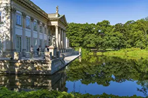Drucke von Schloss auf der Insel, bekannt als Badezimmerschloss, im Königlichen Badepark, Warschau, Polen Schloss Drucke: Schloss auf der Insel, bekannt als das Badehaus-Schloss.