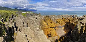 Paparoa National Park Drucke: Pancake Rocks, bizarre limestone cliffs