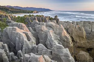 Evening Light Photography Drucke: Pancake Rocks in the evening light