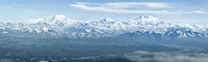 Aerial View Of Alaska Range Drucke: Panorama, clouds over high mountains