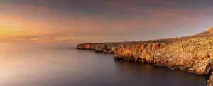 Bilder Datiert 24. Januar 2024: Panoramablick auf Klippenlandschaft