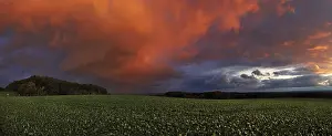 Deserted Evening Sky Drucke: Panorama of storm clouds in the sunset