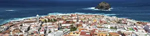 Deserted Urban Landscape Spain Drucke: Panoramic townscape, Garachico