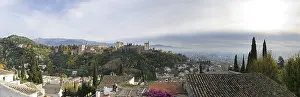 Granada City View Drucke: Panoramic view of the Alhambra