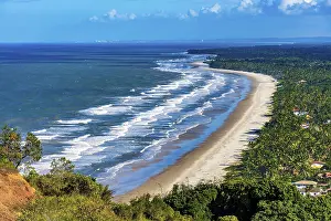 Panoramic Beach View Drucke: Panoramic top view of the beaches of Sargi