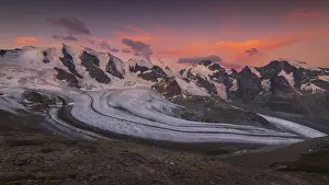 Panoramic View Of The Alps Drucke: Panoramic view of the Bernina Group at dawn