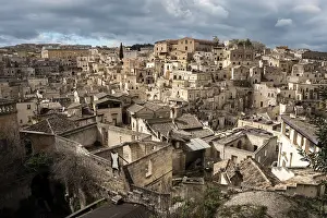 Panoramablick auf die berühmten Sassi di Matera.
