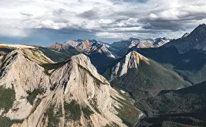 Panoramic Mountain Landscape Drucke: Panoramic view of mountain landscape