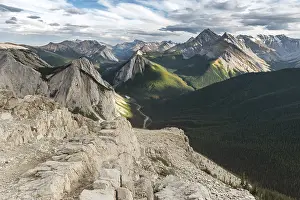 North American Mountain Scenery Drucke: Panoramic view of mountain landscape