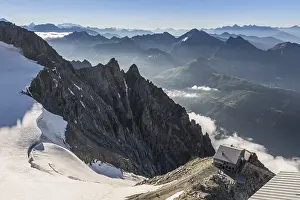 DAosta-Tal Drucke: Panoramablick von der Spitze Punta Helbronner.
