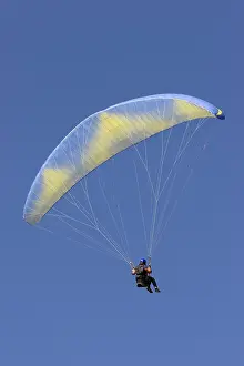 Paragliding Alps Drucke: Paragliding in the alps