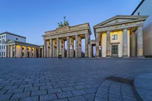 Historic Old Town Berlin Drucke: Pariser Platz and Brandenburg Gate