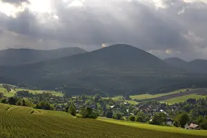 Cloudy Daytime Panorama Drucke: Partial view of Hernstein, Triestingtal valley