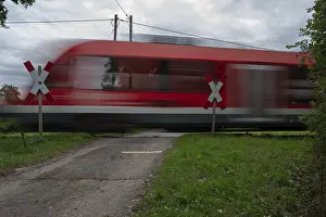 Igensdorf Level Crossing Drucke: Passing Grafenberg railway
