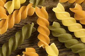 Empty Kitchen Table Settings Drucke: Pasta