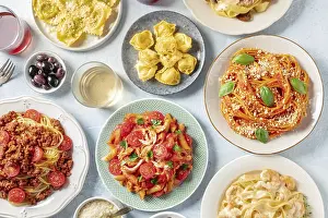 Italian Food Drucke: Pasta, many different varieties