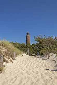 Lighthouse Germany Drucke: Path from the beach to the lighthouse