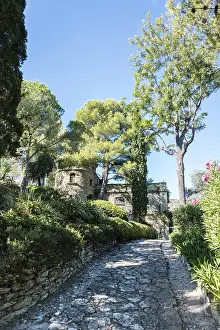 Fortified Castle Architecture Drucke: Path towards a small castle, Saint-Florent