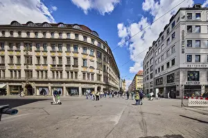 Cumulus Cloud Formation Photography Drucke: Pedestrian zone, general architecture