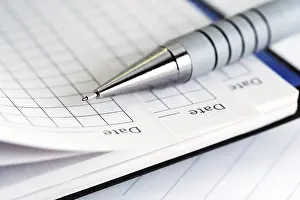 Office Supply Drucke: Pen on the notebook