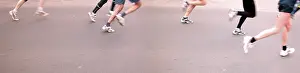Fitness Studio Exercise Routine Drucke: People jogging