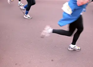 Group Exercise Routine Drucke: People jogging