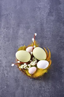 Easter Table Decorations Drucke: The perfect table with colourful table decorations for Easter