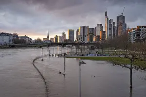 Frankfurt Flooding Drucke: After persistent rainfall
