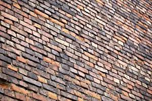 Deserted Brick Landscape Drucke: Perspective view of the brick wall background