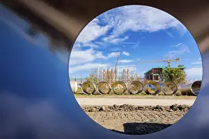 Construction Site View Drucke: Perspective view trough concrete pipe