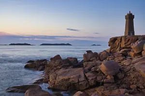 Cote De Granit Rose France Drucke: Phare de Ploumanac'h Lighthouse