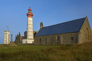 Finistere Department Landmarks Drucke: Phare de Saint Mathieu, lighthouse with monastery ruins
