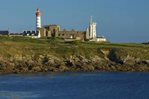 French Historic Landmark Drucke: Phare de Saint Mathieu, lighthouse with monastery ruins