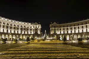 Empty Urban Environment Italy Drucke: Piazza Repubblica. Republic Square