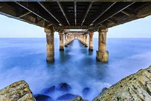 Travel Photography In Namibia Drucke: Pier from below, long time exposure