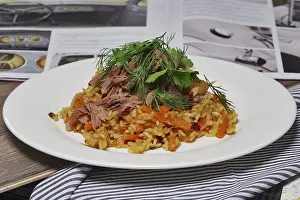 Uzbekistan Food Drucke: Pilaf with beef