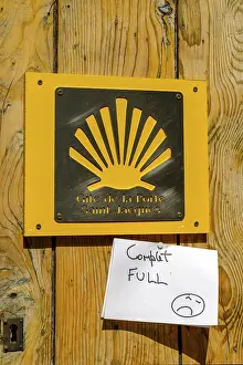 Pilgrimage Trail Europe Drucke: Pilgrim accommodation, scallop shell