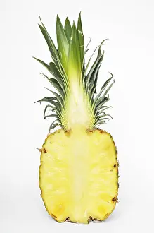 Fresh Produce Images Drucke: Pineapple (Ananas comosus), cut-open