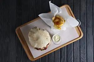 Pita Bread Drucke: Pita bread with fried stuffing
