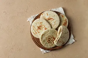 Meal Preparation Ingredients Drucke: Pita bread, stack, on the table, no people