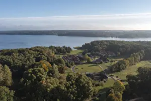 Mecklenburg Lakeland Scenery Drucke: Plauer See, Beech Resort Plauer See