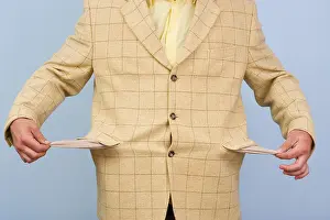 Bankrupt Business Executive Drucke: Empty pockets