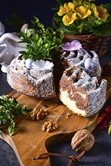 Traditional Easter Meal Drucke: Polish Easter cake with nuts and chocolate
