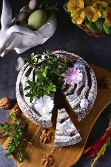 Easter Dessert Ideas Drucke: Polish Easter cake with nuts and chocolate