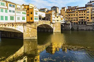 Ponte Vecchio Bridge Drucke: The Ponte Vecchio Bridge over the River Arno