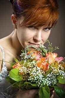 Young Bride Portrait Drucke: Portrait of a young bride