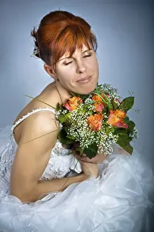 Caucasian Female Head Shot Drucke: Portrait of a young bride