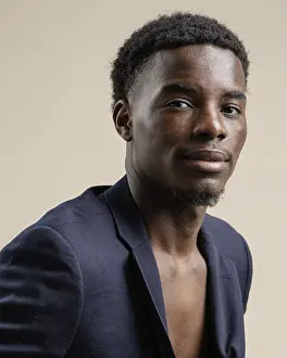 Portrait Photography Drucke: Portrait young man posing 10