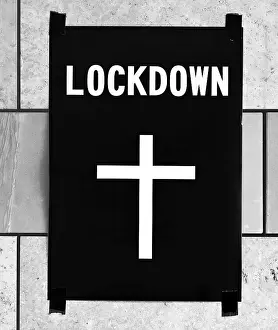 COVID 19 Pandemic Germany Drucke: Poster death cross on wall, lockdown