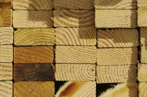 Construction Worker Laborer Drucke: Abstract stack of construction wood